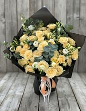 Букет цветов из:  Розы и Лизиантусы #REPLACE_PRED# Жирекене