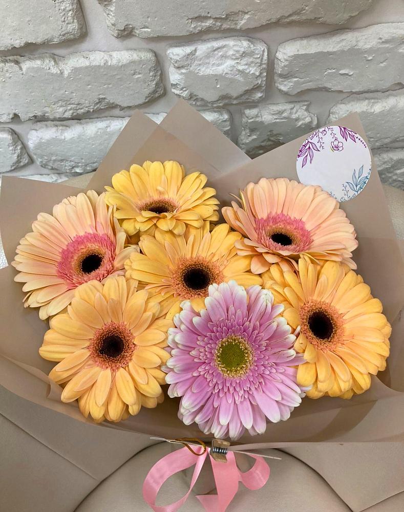Букет цветов из: Герберы в Жирекене