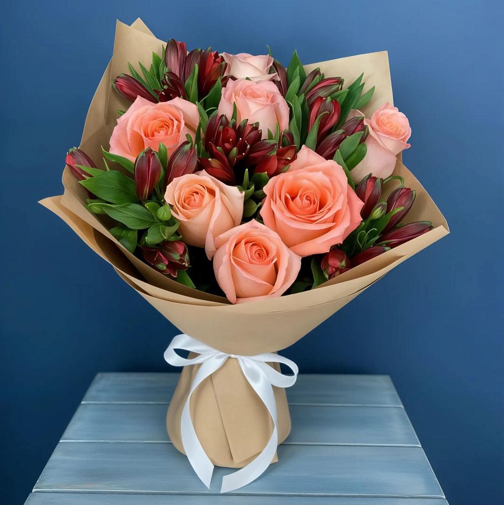 Букет цветов из: Розы и Альстромерии в Жирекене