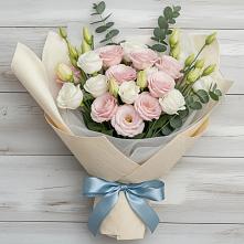 Букет цветов из:  Лизиантусы в Жирекене