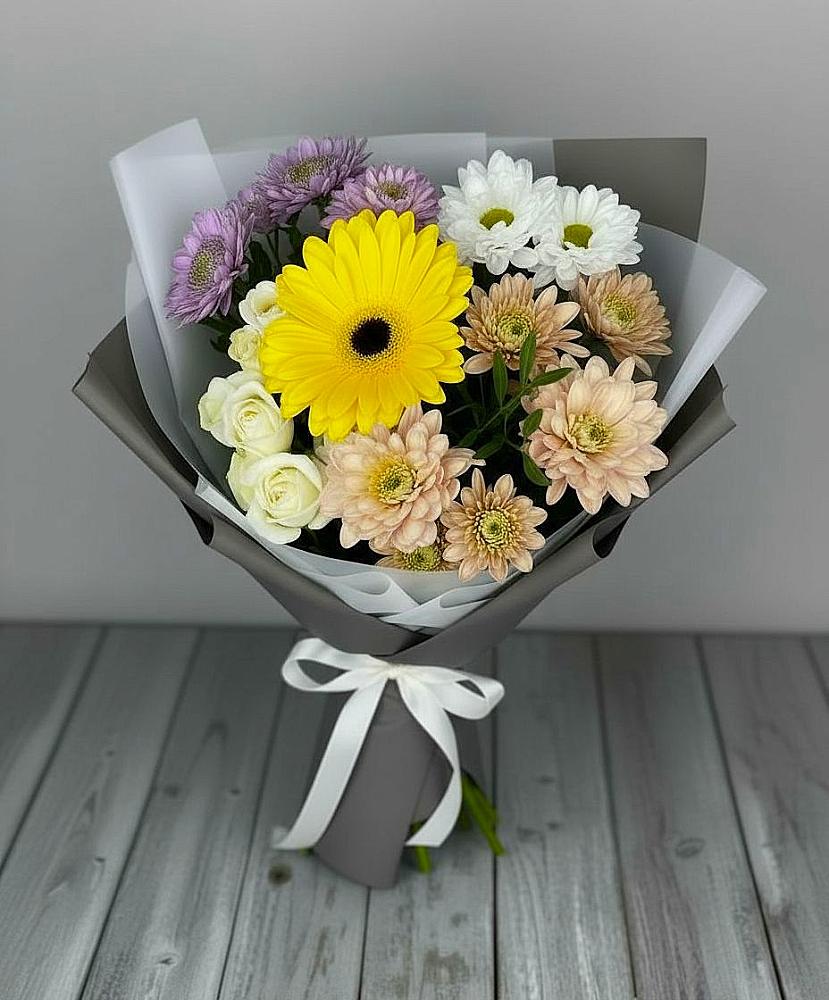 Букет цветов из: Розы, Герберы и Хризантемы в Жирекене