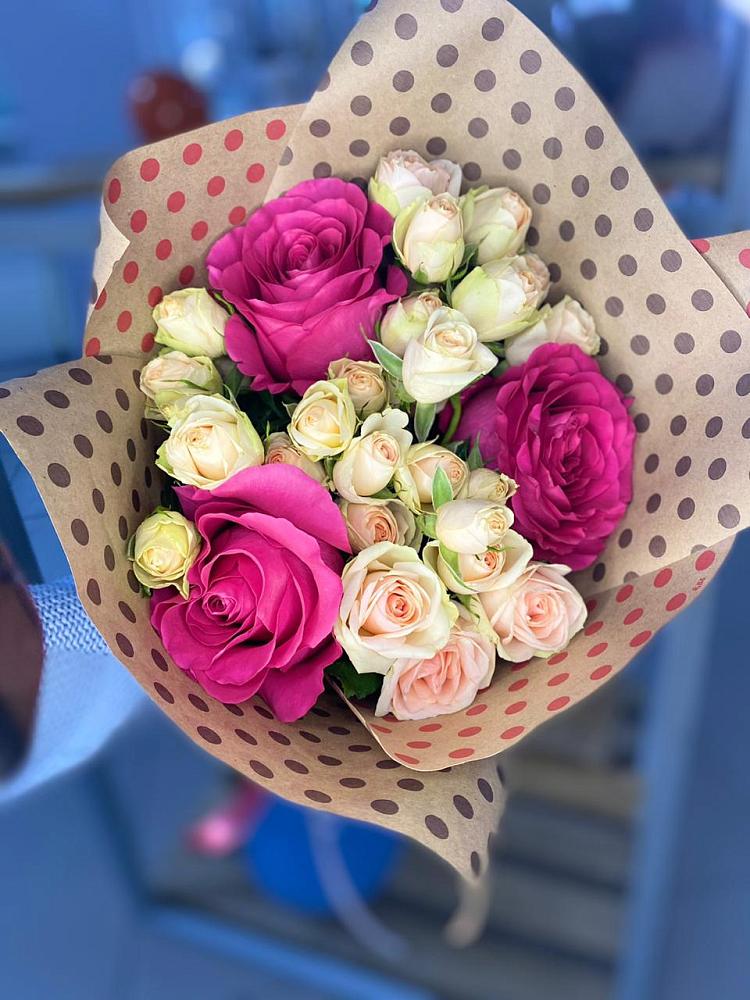 Букет цветов из: Розы в Жирекене