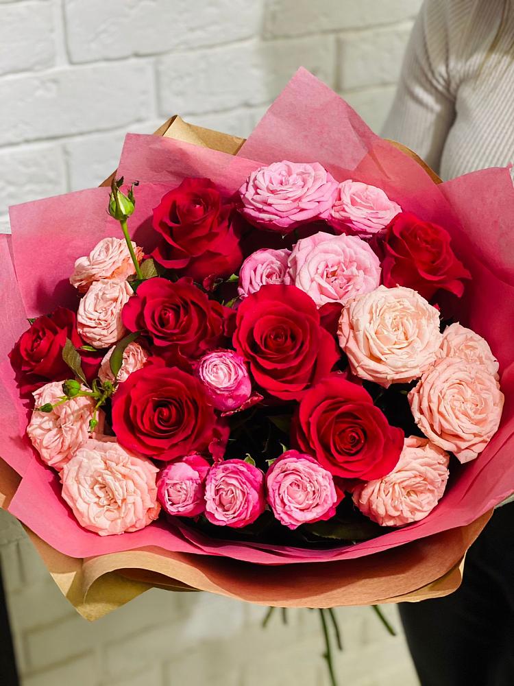 Букет цветов из: Розы в Жирекене