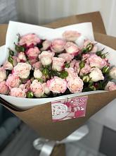 Букет цветов из:  Розы в Жирекене