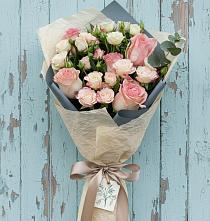 Букет цветов из:  Розы #REPLACE_PRED# Жирекене