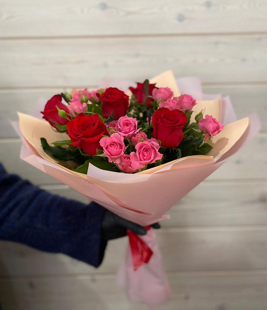 Букет цветов из: Розы в Жирекене