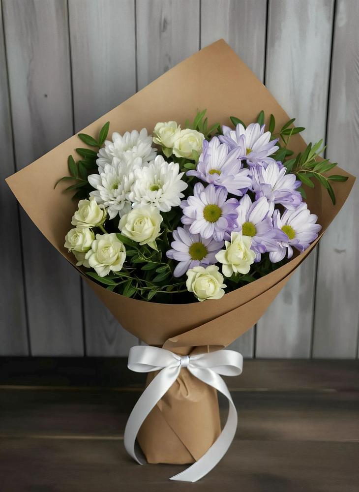 Букет цветов из: Хризантемы и Розы в Жирекене