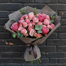 Букет цветов из:  Розы #REPLACE_PRED# Жирекене